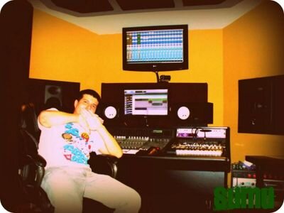 Up and coming producer from Houston Texas. https://t.co/PSNm7zJZXq