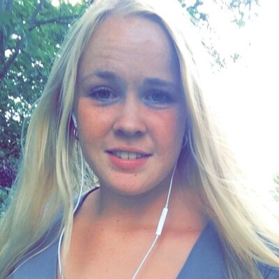 16 jaar | Echt | PSV | snapchat: xxkikix -- add me | watching Pretty Little Liars and i love it ❤️ | 25'06'14 best day of my life! Saw One Direction!❤️