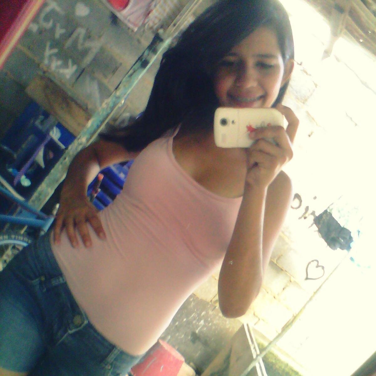 All We Need Is Love! - Enamorada de la VIDA es la unica que no me dejara sin antes yo hacerlo*--* SIGUEME & TE SIGO http://t.co/EvRIy0dbj3♥