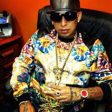 Las mejores frases de el mas grande , ÑENGO FLOW , sus canciones y sus letras. #RealG4Life #HASTALAMUERTEBABY Cuenta creadora;@SebasOL15