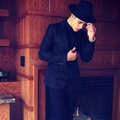 @lovinggfaux is my QUEEN. Daddy to @littlefakejade and @imthekidmason.