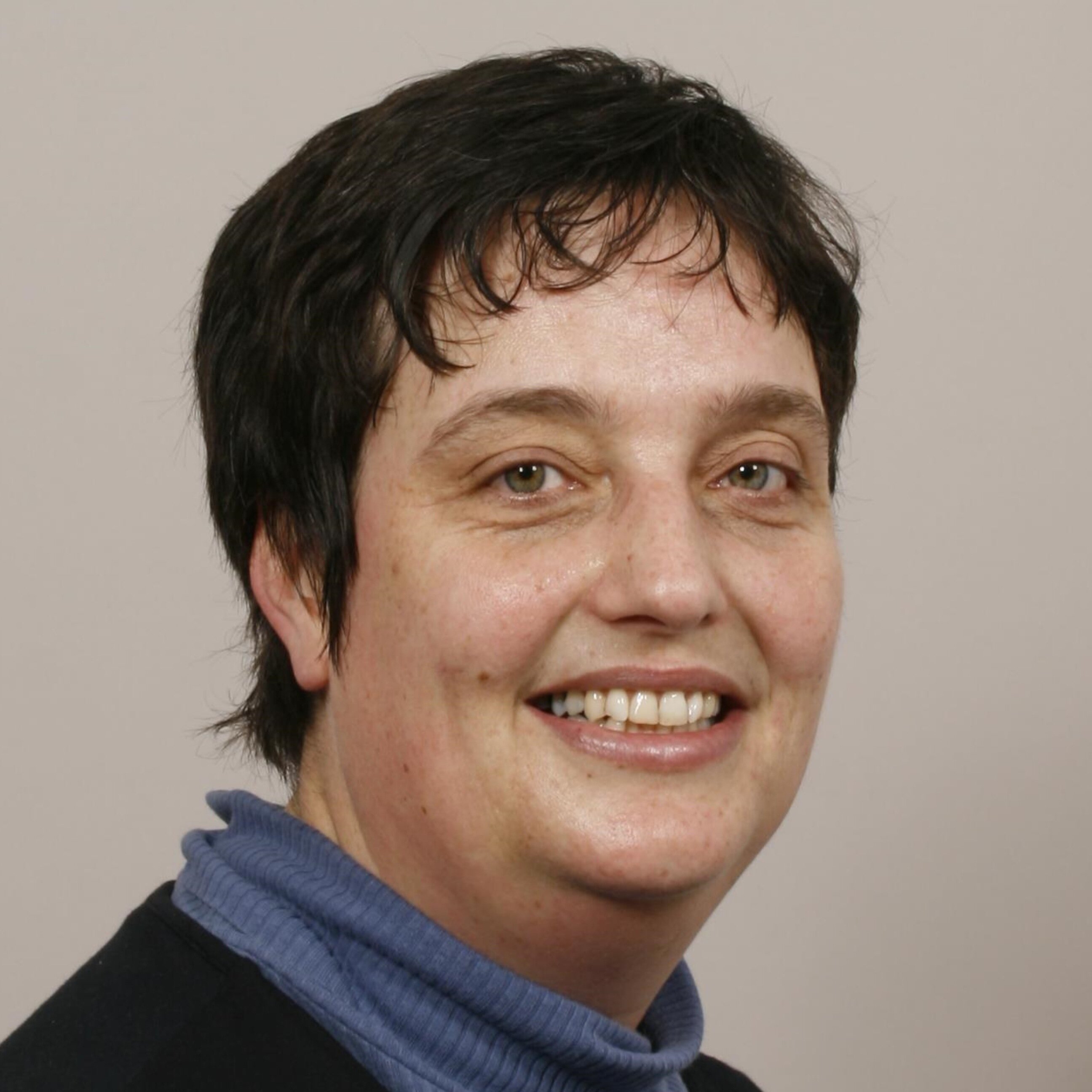Taal is mijn passie! Vertalen, schrijven, lesgeven (Nederlands & Frans). LinkedIn: Evelyn van der Giessen (EN)