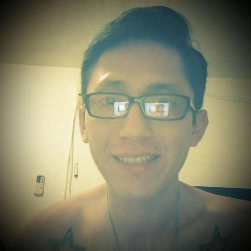 todos los dias despertemos con ganas de ser importantes, de renacer, de ser alguien mejor que antes; pero siempre! disfrutemos de un nuevo amanecer