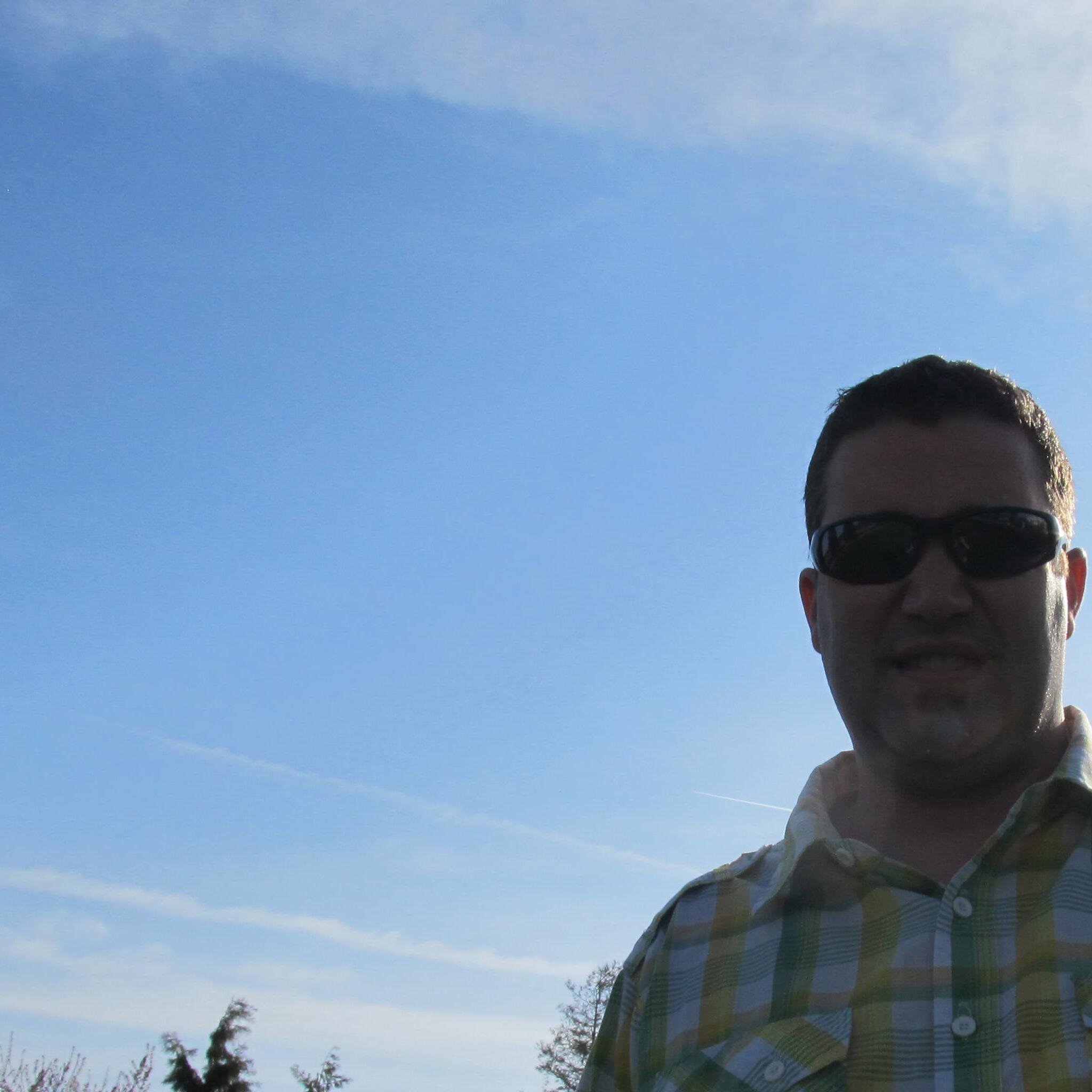 BOSTONBRUINS77's profile picture. Love me some Bs, Mariners and UUUUDUB.