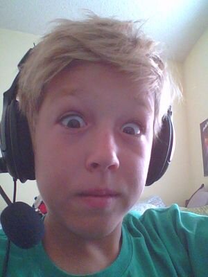 I love cod and i am looking to get in a partnership. Msg me if i can get in a good clan or just want to play cod.
