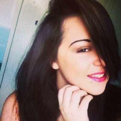 Go follow my main account @heyitschels93