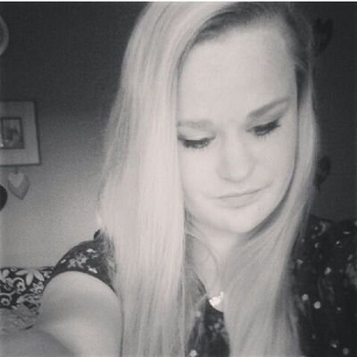 Live the life you love,love the life you live..