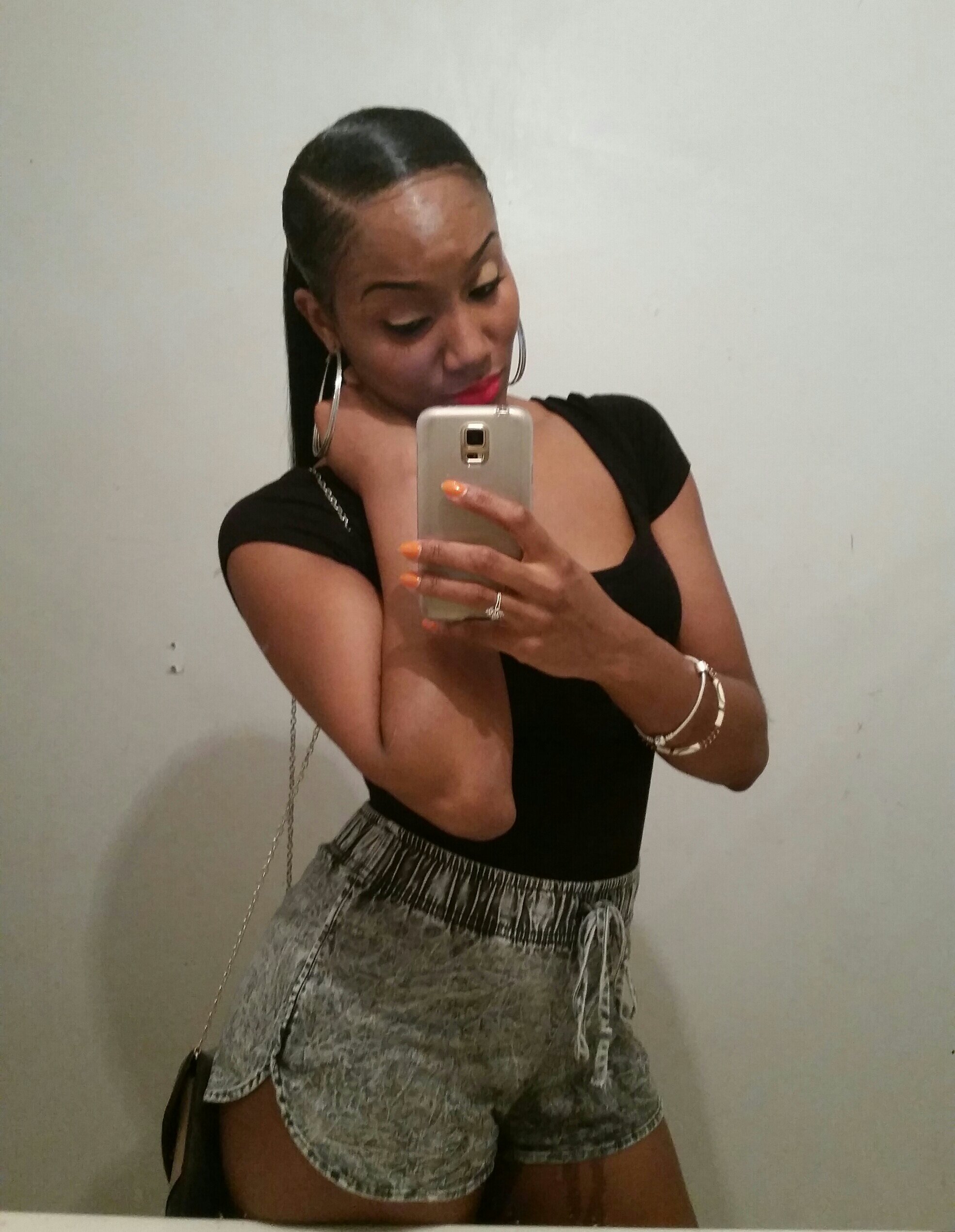 RESPECT a LADY when u see one! IG: _jay_elise #ProudMomOf2 #NextTopStylist #TeamPaulMitchell