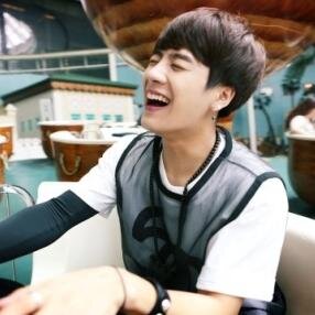 mploy213's profile picture. 