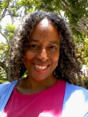 I enjoy heartfelt, profound and stimulating communication through music, writing and conversation. I observe interaction, experiencing the nature of souls.