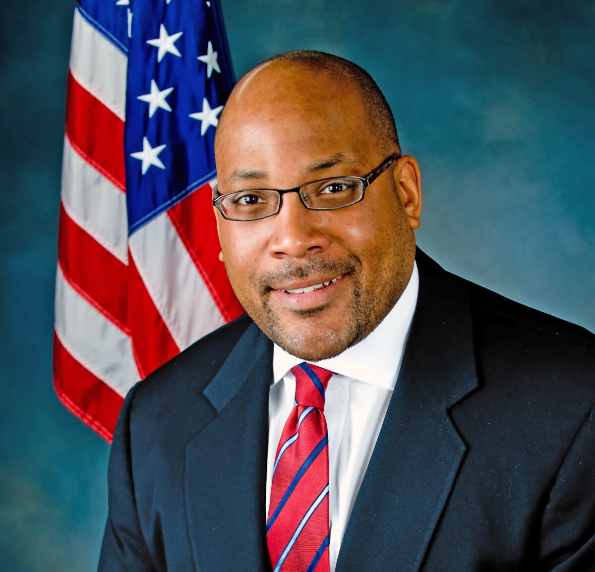 SampsonVictory's profile picture. New York State Senator 
19th District.
Re-elect State Senator John Sampson
Putting People first