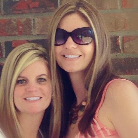 #MAGA
Wifey, mommy to two precious boys, fashion obsessed, believer of KARMA, LOVE BEING BORN & RAISED IN THE SOUTH!♡♡