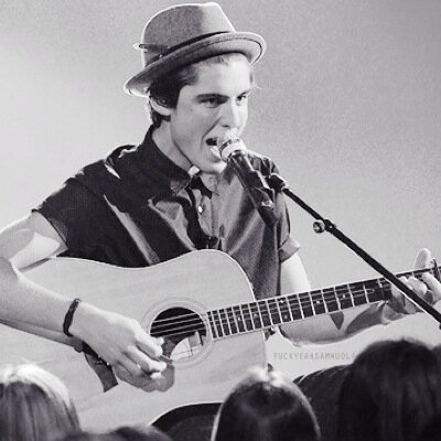 Log in and tweet reasons why you love Sam :) DM for the password