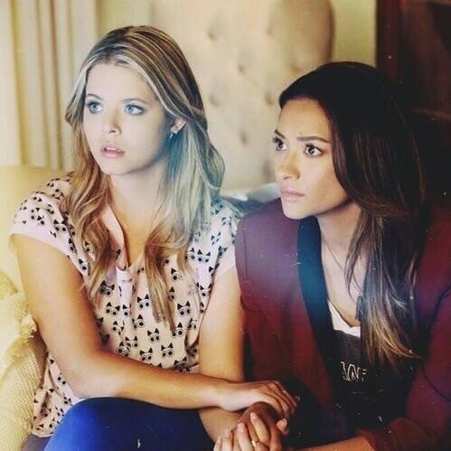 My obsessed is PrettyLittleLiars❤
Fan Forever of PLL❤
I am team #Mitchie♥ #Benzoholic♥ #Haler♥ #Sashaholic♥ #HalebForever♥ #Spoby♥#Emison♥Keegan♥#LittleLiars♥