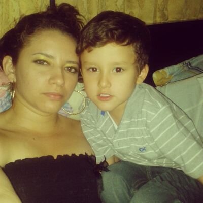 Gracias Diosito por concederme lo mas grande y valioso de mi vida despues de ti... Mi mama, mi familia, @tonitog14 y mi Hijo al q adoro con todo mi ♥ !!!