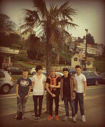 OVERLOAD FOREVER AND ALWAYS!!!!               I'm From Colombia South America... This Page Is Only For Overload!! :) ♥ @OverloadMusic•Love you @21GirlBand ♥