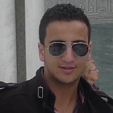 و أنت تصارع الوحوش ..حاذر أن تصبح واحدا منهم !