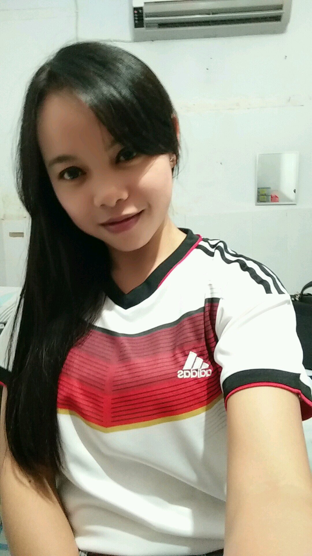 yennisengkey's profile picture. segala perkara dapat kutanggung dalam DIA yang menguatkan aku.
 LOVE JESUS!!