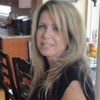 eathealthy22's profile picture. Nutritionist, Member of the Dietetic Association, Adult student, Mom of 3. Enjoy exercising, the theater, concerts, and sports.