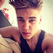 bizze_bieber's profile picture. “Se você quer muito algo, você não pára por nada nem ninguém, até conseguir.” 

✉ iarinhacgomes@hotmail.