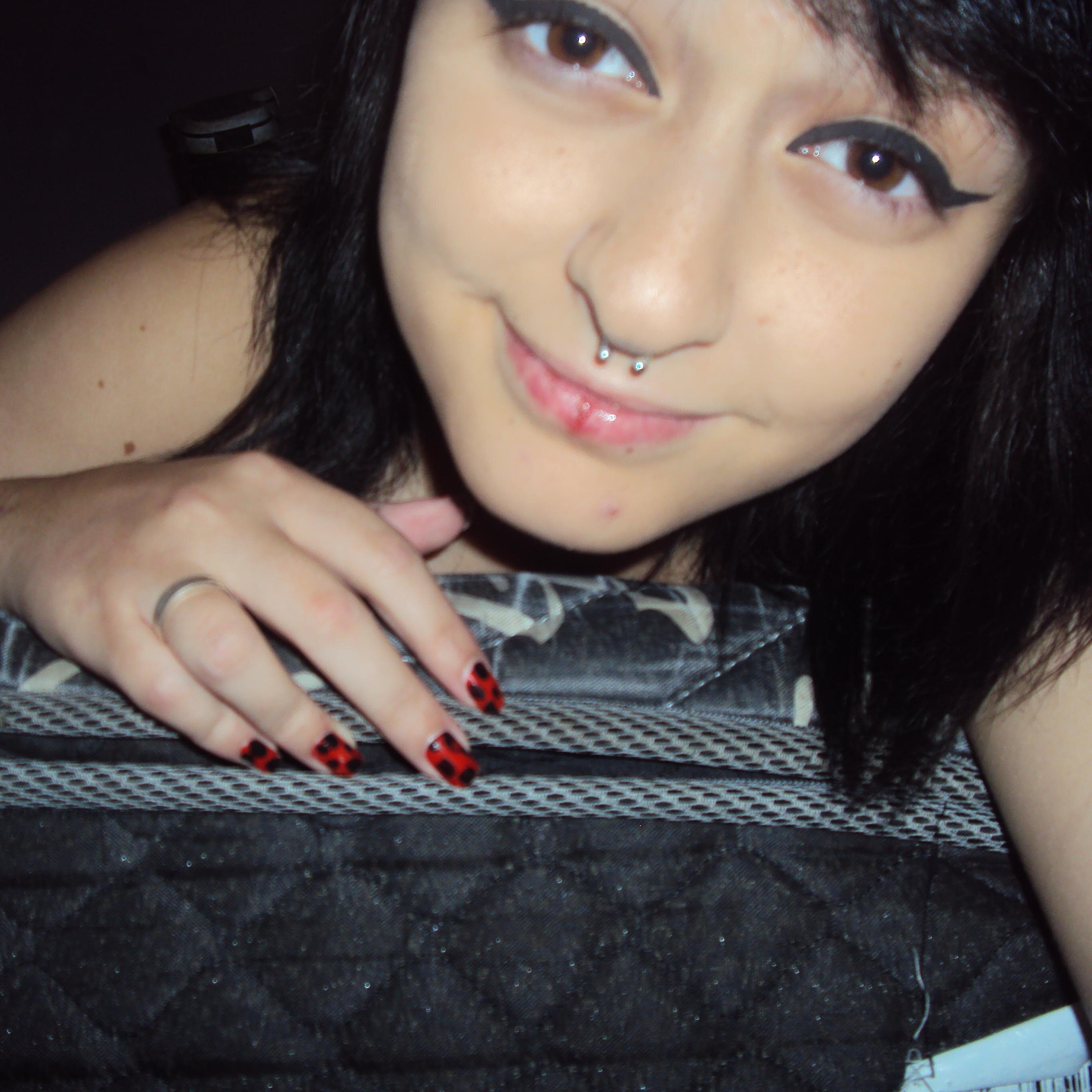 Sou mais do que os seus olhos podem ver (: