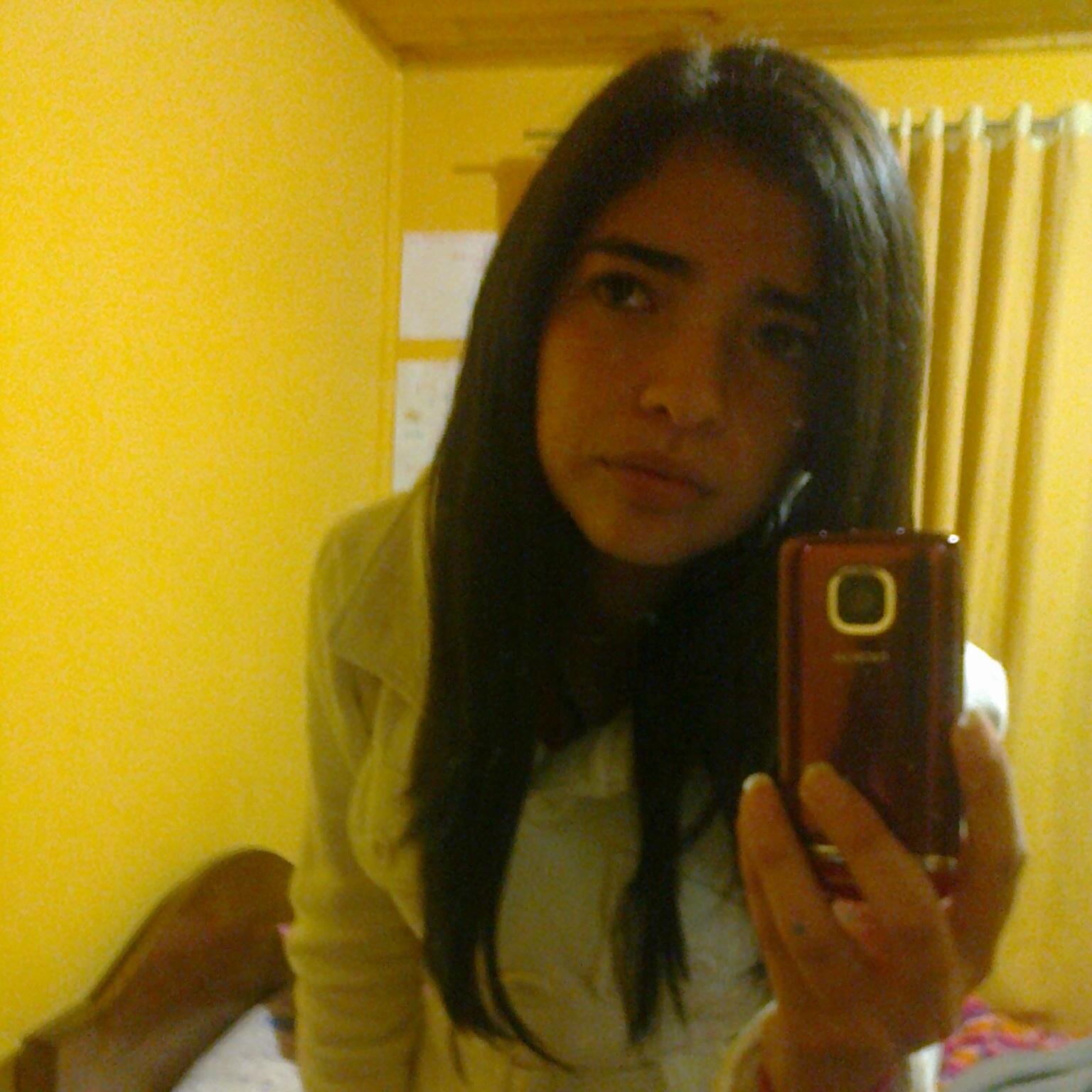 18 Añiitos *-*
 Estudiante De Pegagogía En Matemática Y Computación, Ucm 
  Sigueme & Te Sigo ;)
http://t.co/TPd21Gcw7y