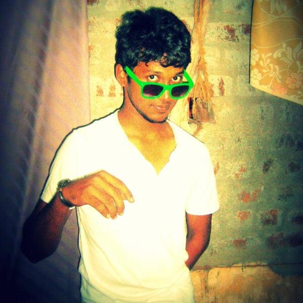Me a professional guy !! In work .. But a cool  guy in normal !! Cal me B2B  BigBuddy