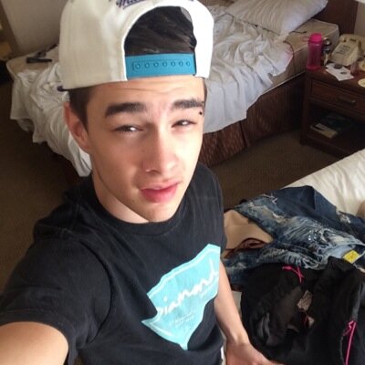 itsmichael24's profile picture. 