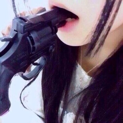 LoveMenhera's profile picture. メンヘラ少女愛してる/夢可愛いのも好き/愚痴垢/いちごミルク/R指定/墨いれたい/血見るの好き/自分の顔・体なんて大嫌い/人見知り/jc2