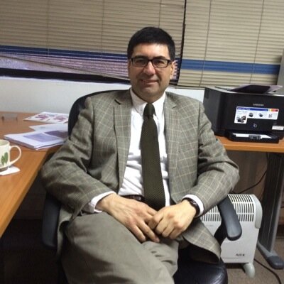 Profesional área Comercial TICs. Patriota, apoyo la iniciativa privada, el respeto por las instituciones, enemigo de las ideas totalitarias y un hombre feliz