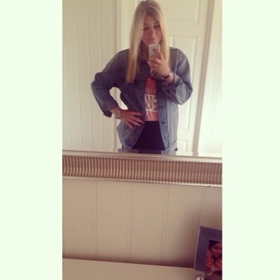 SannaTollefsen's profile picture. Don't forget to be AWESOME.