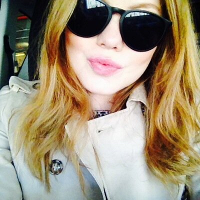 haz991's profile picture. 21. fashion student.