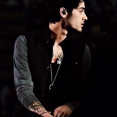 ask for a follow back on @raybanzouis