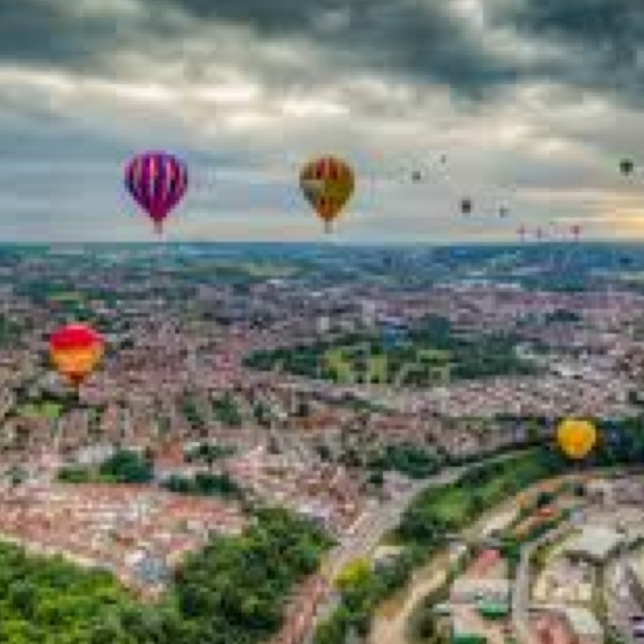Bristol UK, Becomes European Green Capital for 2015. We will tweet and support (Unofficial) - lets all support this great year #B2015UK. this is NOT Bristol2015