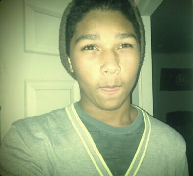 House Music ! Golf GTi ,chilled buzz ;P also I do care what other people think of me (sarcastic) :) Islam ,upcoming dj :D :P