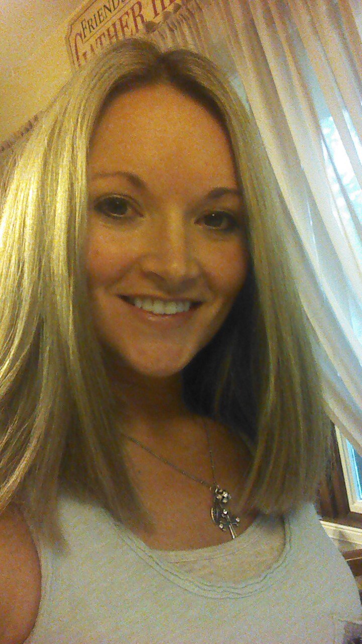 Wife, Mother of 4 beautiful kids, Healthcare Executive, Christian, Midwest roots