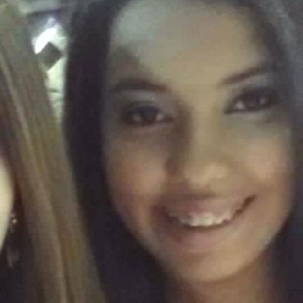 Sou uma garota educada carinhosa simpática gentil humilde gosto de jogar video game e um pouco de futebol...quem gosta que goste..e quem não gosta não to nem aí