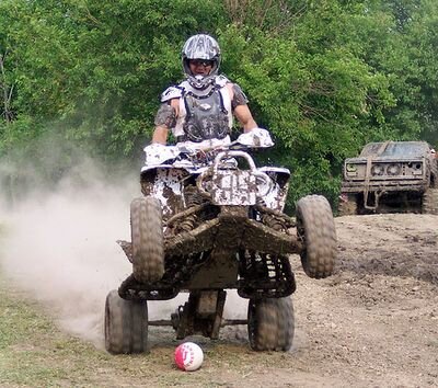 IDoThisBish's profile picture. ....