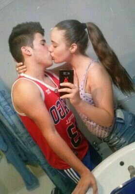 perezucles's profile picture. Viva el córdoba!! Siempre fiel a lo que amas....HALA MADRID!!!! El amor de mi vida: Bea Soria Perez te quieroo!!14♥y costalero de la virgen de la soledad