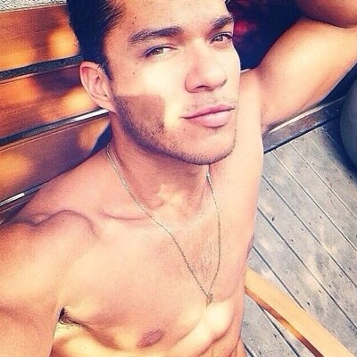 Kévin | 20 ans | Snap : kev_rodrigues |