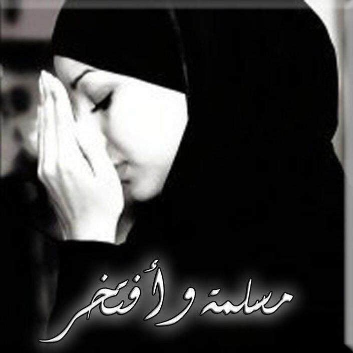 ما أباح الورد سرا للفراشات كي تقبله صباحا او مساء....انما في الورد سر يجذب الاشياء دون جهد او عناء....ايها الورد الانيق لك احلى مساء