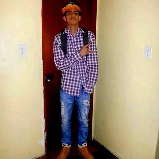 TavoStreetLove's profile picture. RAP...