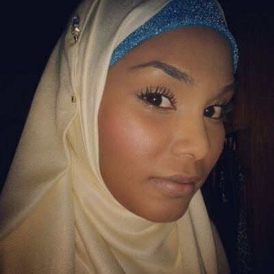 ali_mazana's profile picture. 