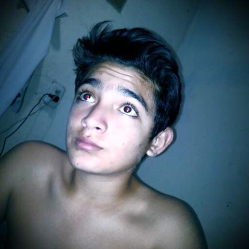 soy moleston, agarro la onda rapido asi q facil el q me siga lo sigo.. ok'
