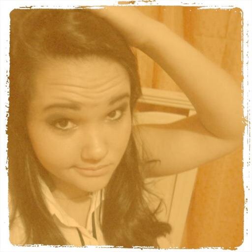 jessycamol's profile picture. 