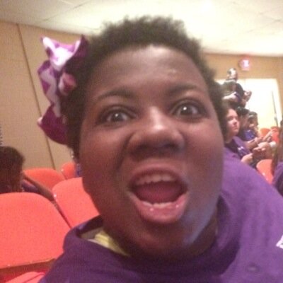 Guuuuuuuurrrl's profile picture. white gurl crack and my weave