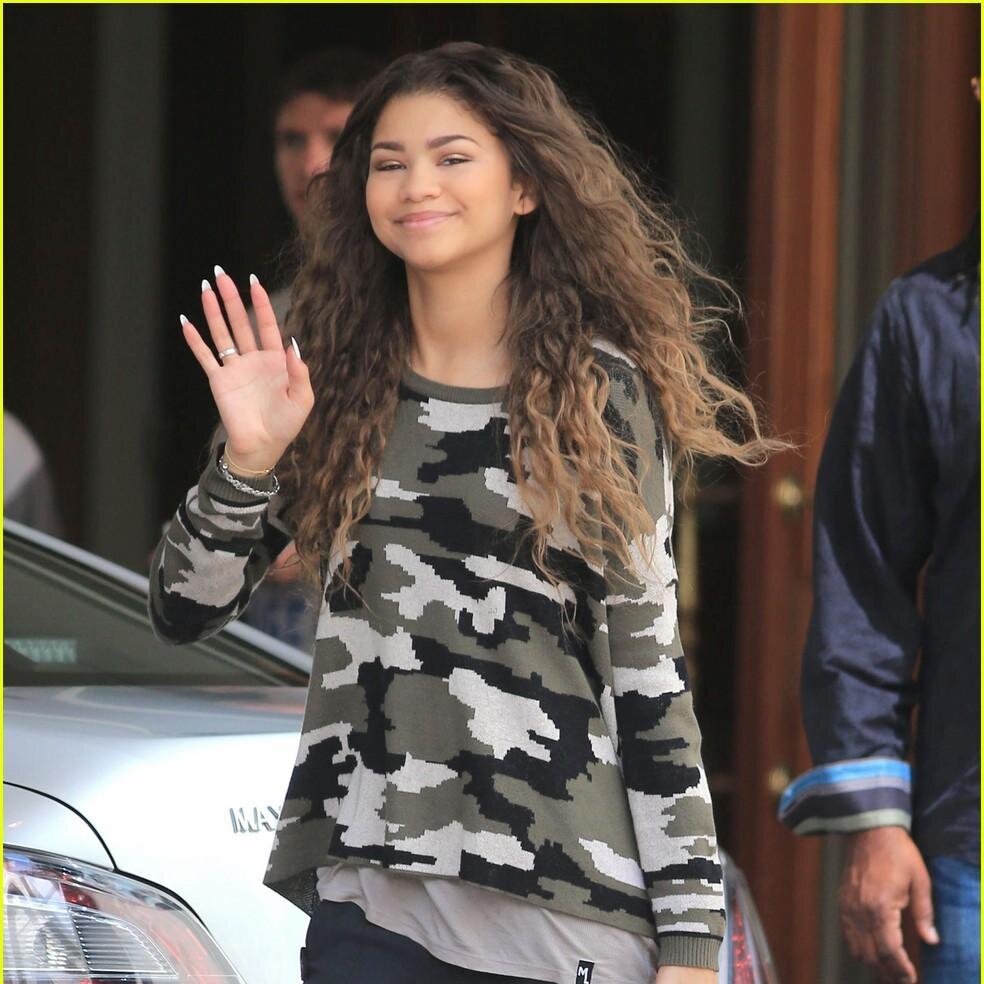 ZendayaHC's profile picture. (RP) Was Rocky Blue on Shake It Up.18.Model,Actress,Singer,Dancer,Artist. |Single|