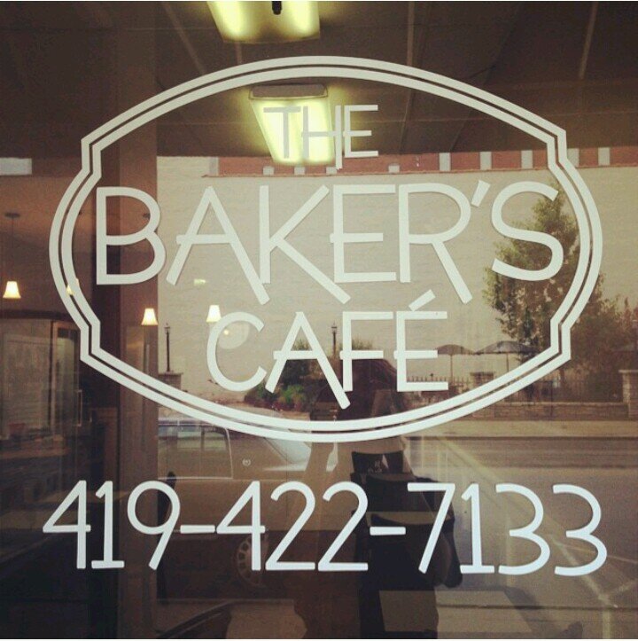 A quaint cafe in downtown Findlay serving coffee, lunch (sandwiches, wraps, salads, soups), baked goods and more!