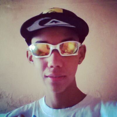 Tu nao gosta de favelado
mais a tua filha gosta.
hahaha