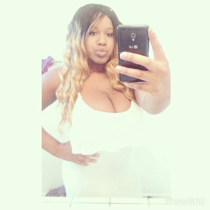 MochaMillions95's profile picture. #MochaMillions
#ZariahMommyGotYou ❤
#90sBaby
#SingerRappersModel
#ValleyHi
#FreeMyGuys 
#StonerGirl